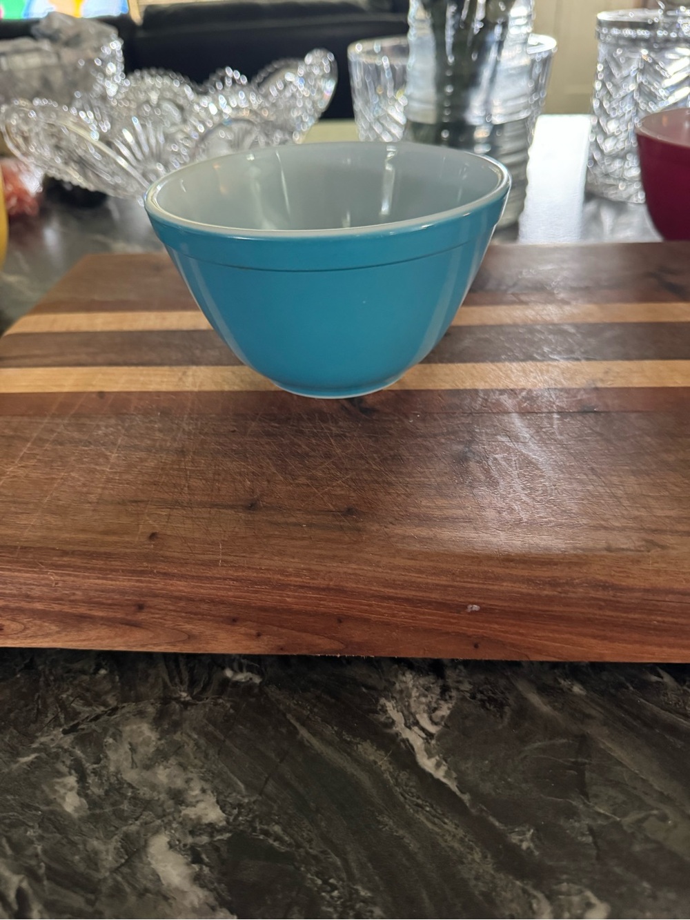 Pyrex turquoise blue mixing bowl - Picture 2 of 5